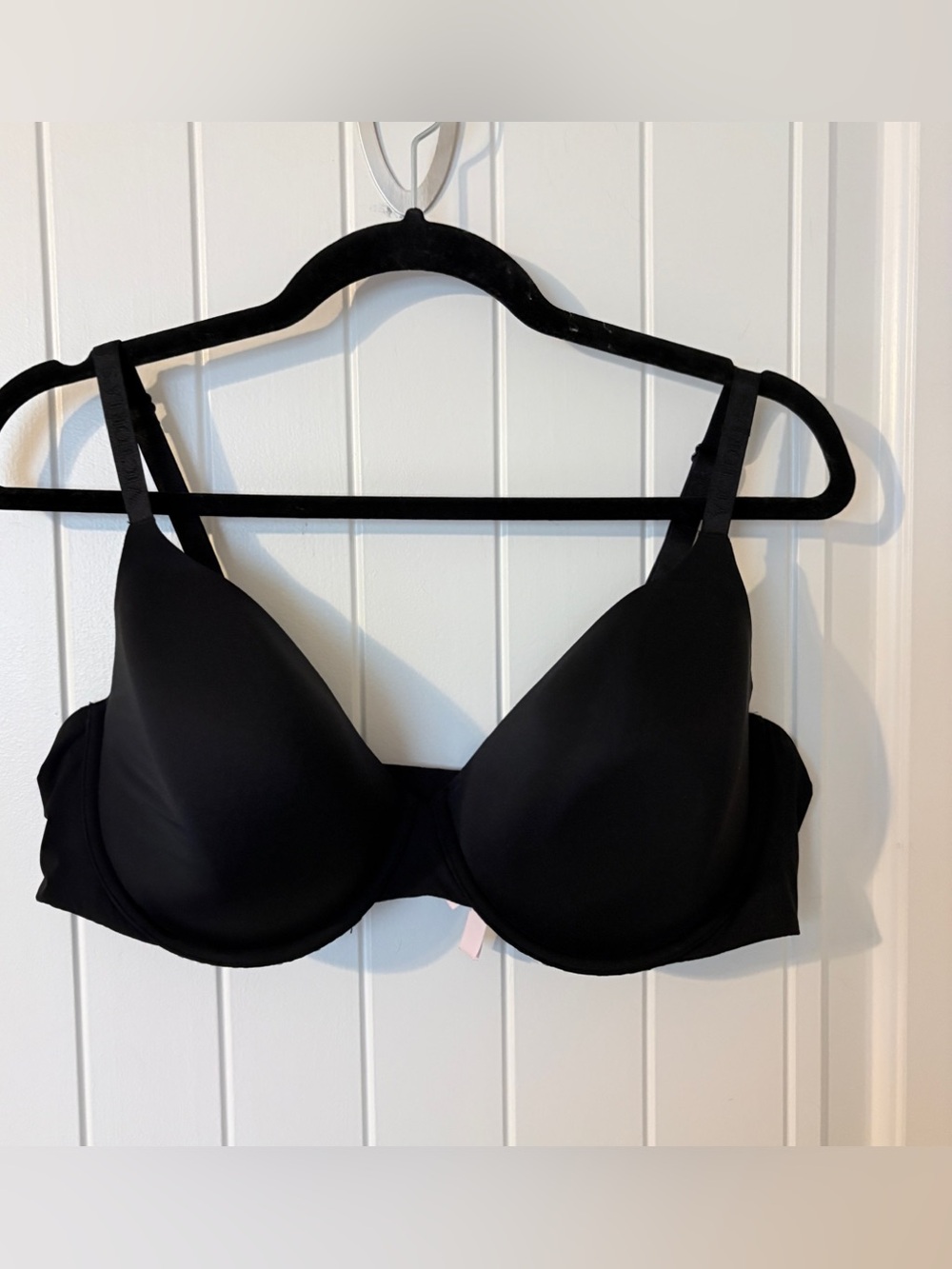 Victoria's Secret Black Smooth T-Shirt Bra